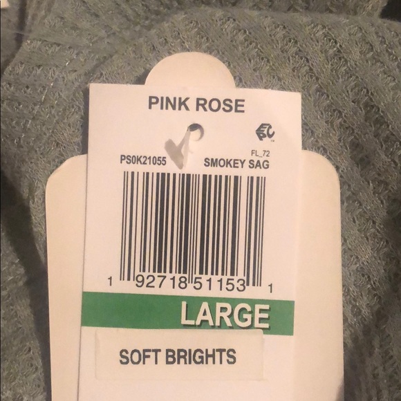 Pink Rose Junior’s Twisted Wafle-Knit Top - Picture 4 of 5